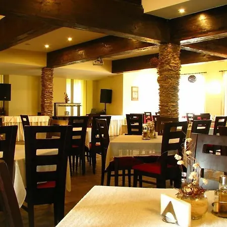 божурленд студио а-4-1 * 班斯科