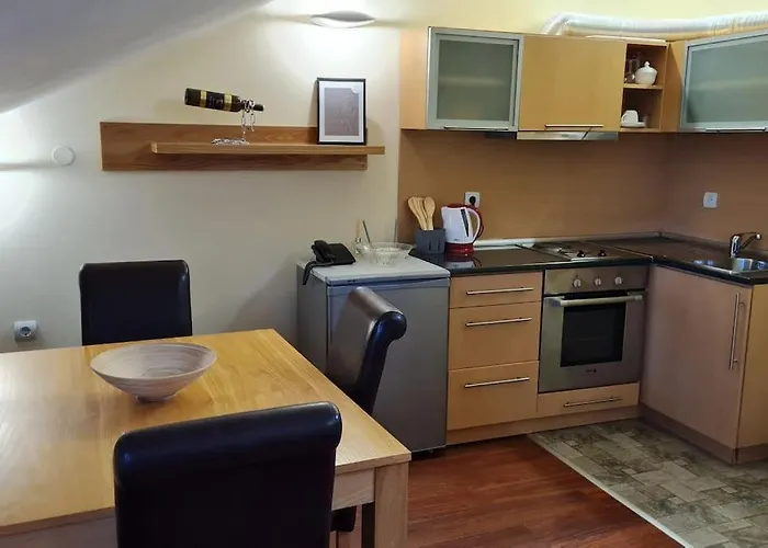 божурленд студио а-4-1